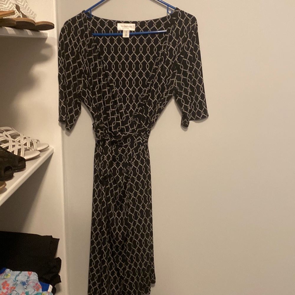 Motherhood Maternity wrap dress. Super lightweight.